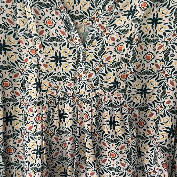 NWOT Loft Patterned Blouse - Picture 3 of 8